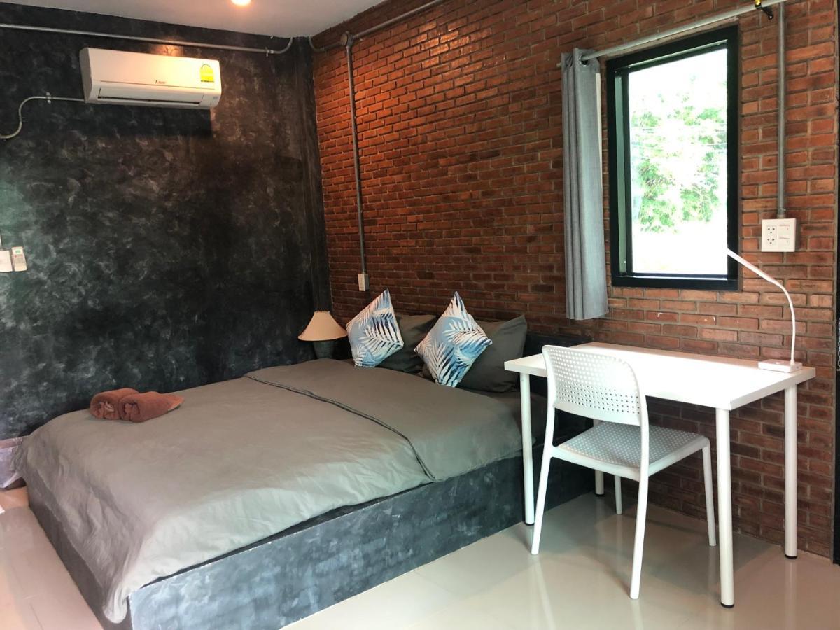 Baan Tonjaeng Resort Chainat Exterior photo